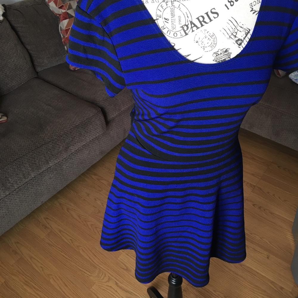Dress/Medium